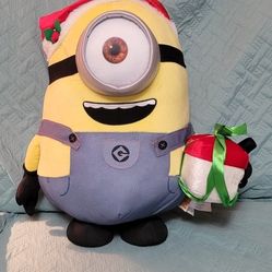 Despicable Me Christmas Santa Minion Stuart 