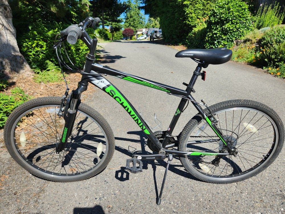 Men's & Woman's Schwinn Mountain Bikes