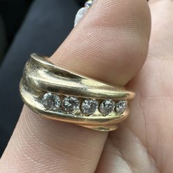 14k Gold Ring With Diamonds 