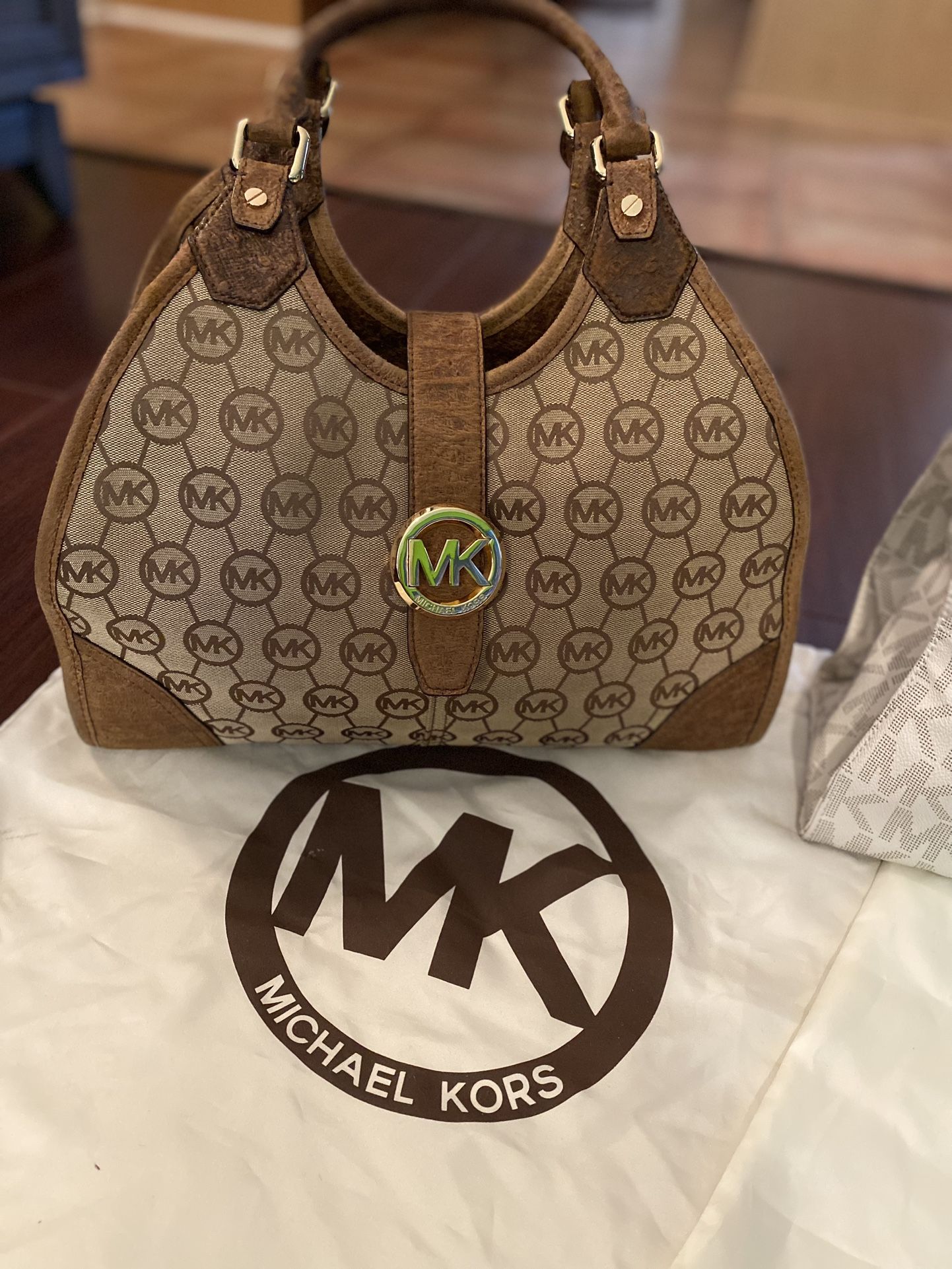 MK, Coach, DB Purses 👜 * PRICES IN DESCRIPTION*