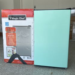 Magic Chef Compact Refrigerator