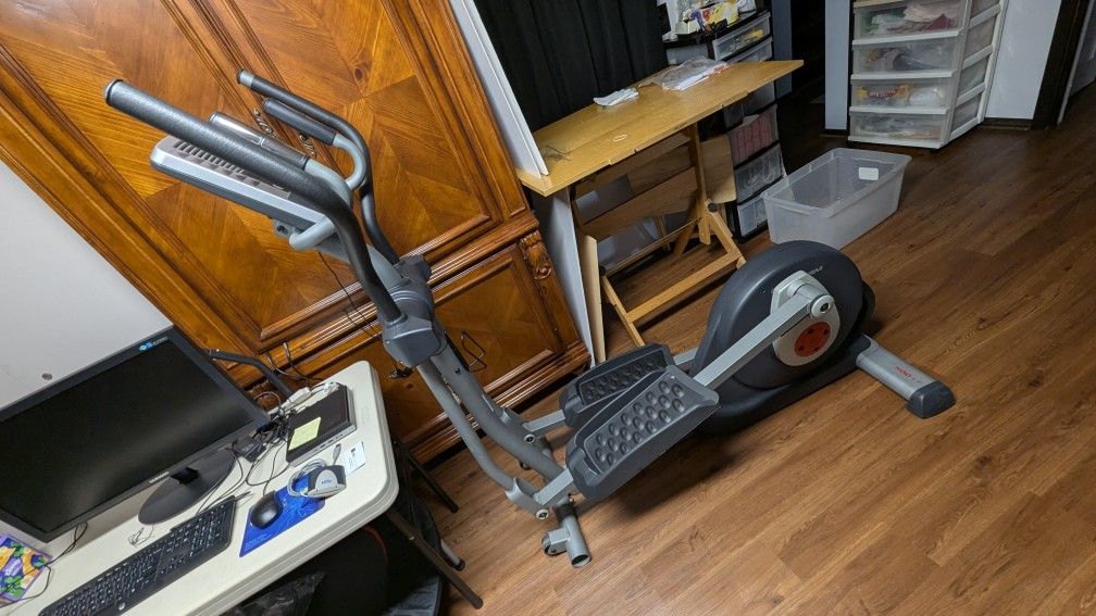 Elliptical Exercise Machine