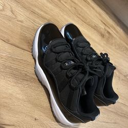 Jordan Space Jam 11