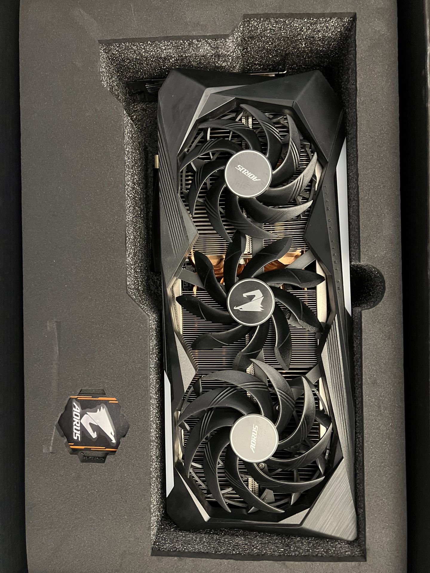 GIGABYTE Aorus Master GeForce RTX 3070 Ti 8GB - Graphics Card - ORIGINAL BOX And screen On GPU