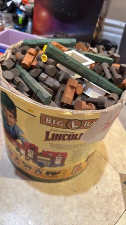 Lincoln logs