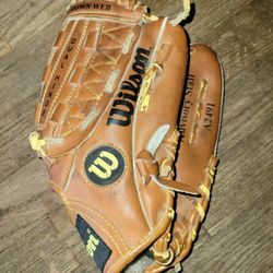 Wilson 11" Glove Mitt