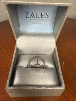 Zales Ring 7.5