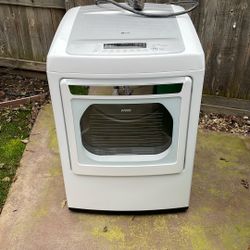 LG Electric Dryer 