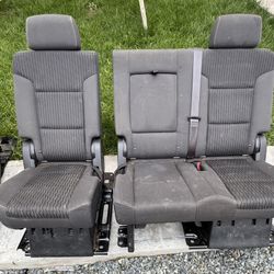 2015 Tahoe Middle Seat 