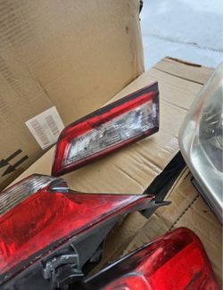 Car Tail Light Assembly Set Camry tailgate 2014
