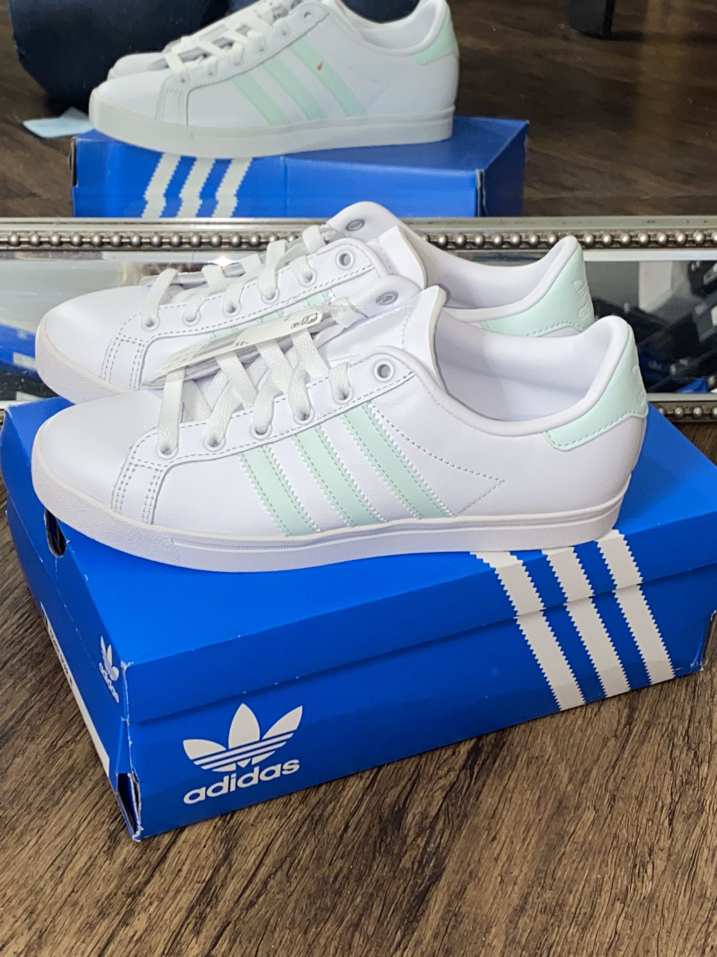 Adidas Coast Star Womens Sneakers for Sale Costa CA - OfferUp