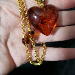 Long Gorgeous Faux Gold & Amber Necklace 