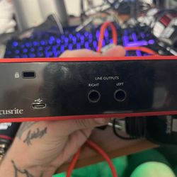 Scarlet Studio Solo Plug And Play Mic 