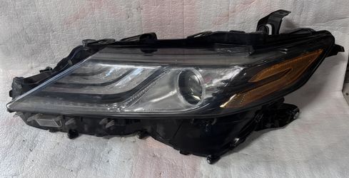 2018-2023 TOYOTA CAMRY HEADLIGHT