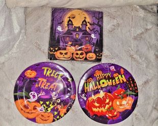 Halloween Party Paper Plates and Napkins Set