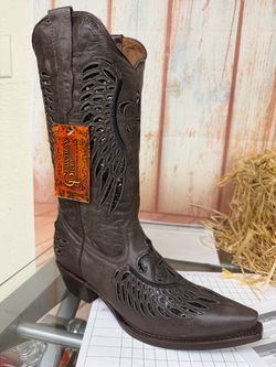 NEW COWBOY BOOTS WOMENS SIZES 5 and 10.5
