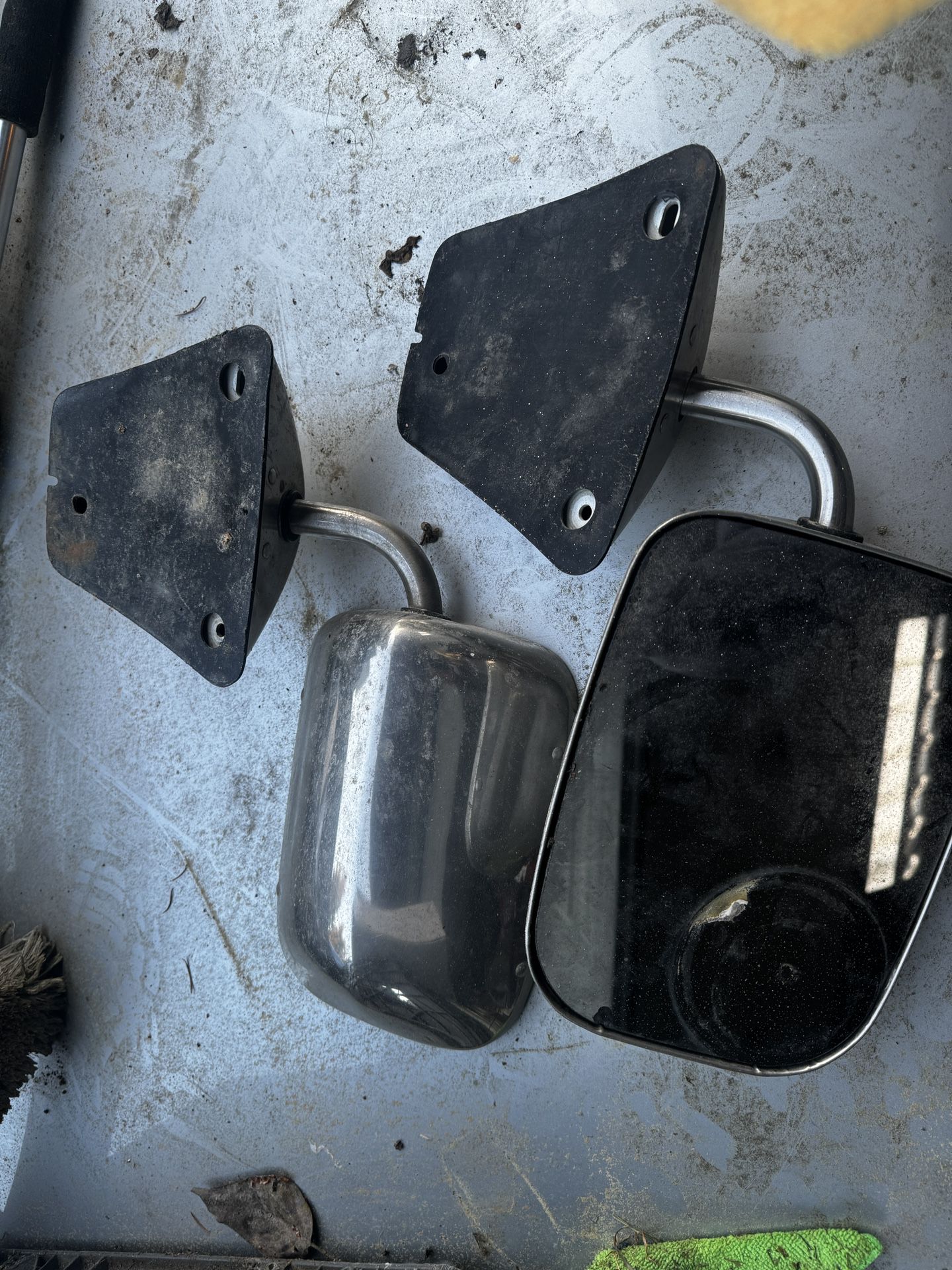 Free Square Body Chevy Mirrors 
