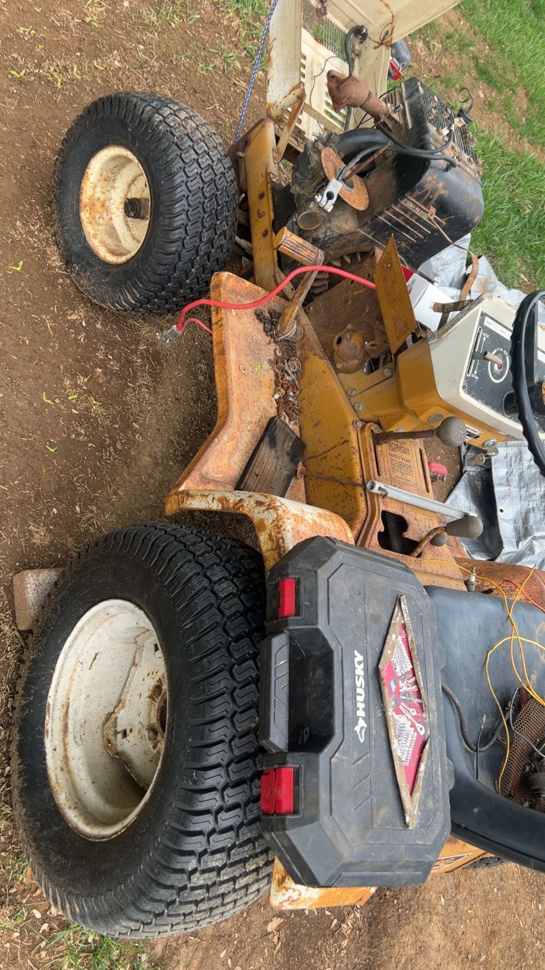 Montgomery Wards 16hp Garden Tractor With Lots Of Parts
