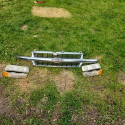 04 Chevy Suburban Grill