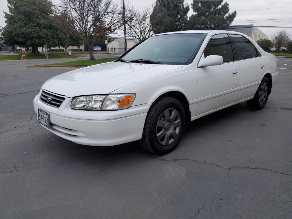 2001 Toyota Camry