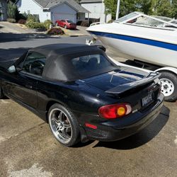 Mazda Miata 