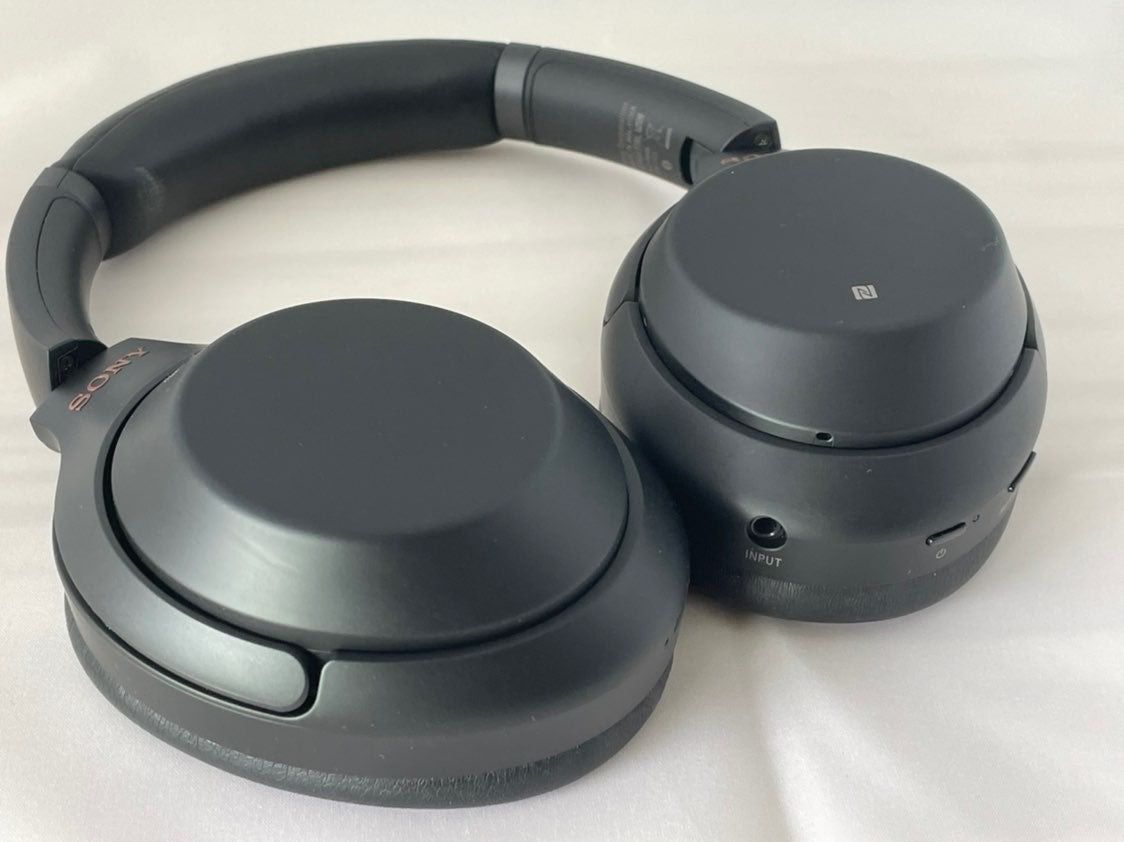 Sony Noise Canceling Headphones XM3