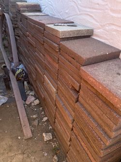 1-foot square pavers (400 pieces)