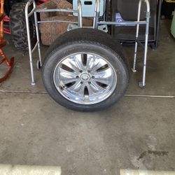 I’m Selling Few Items As U Can See.