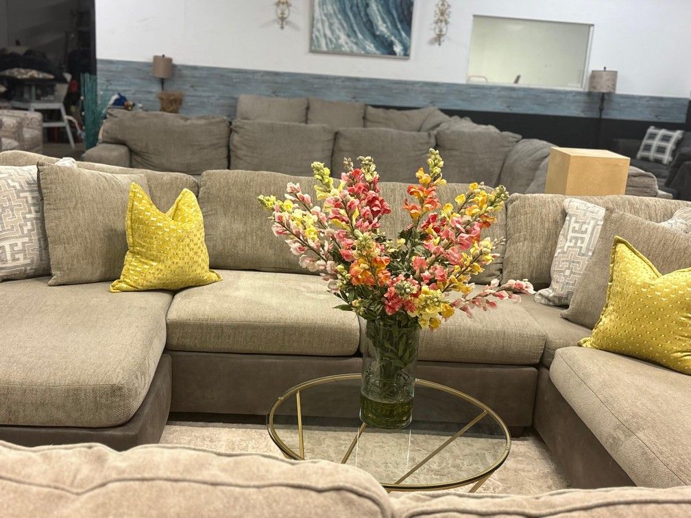 Sectional Couch 🛋 