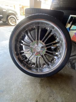 Anella 20” Rims with Tires