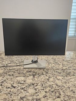 24" Dell UltraSharp Monitor