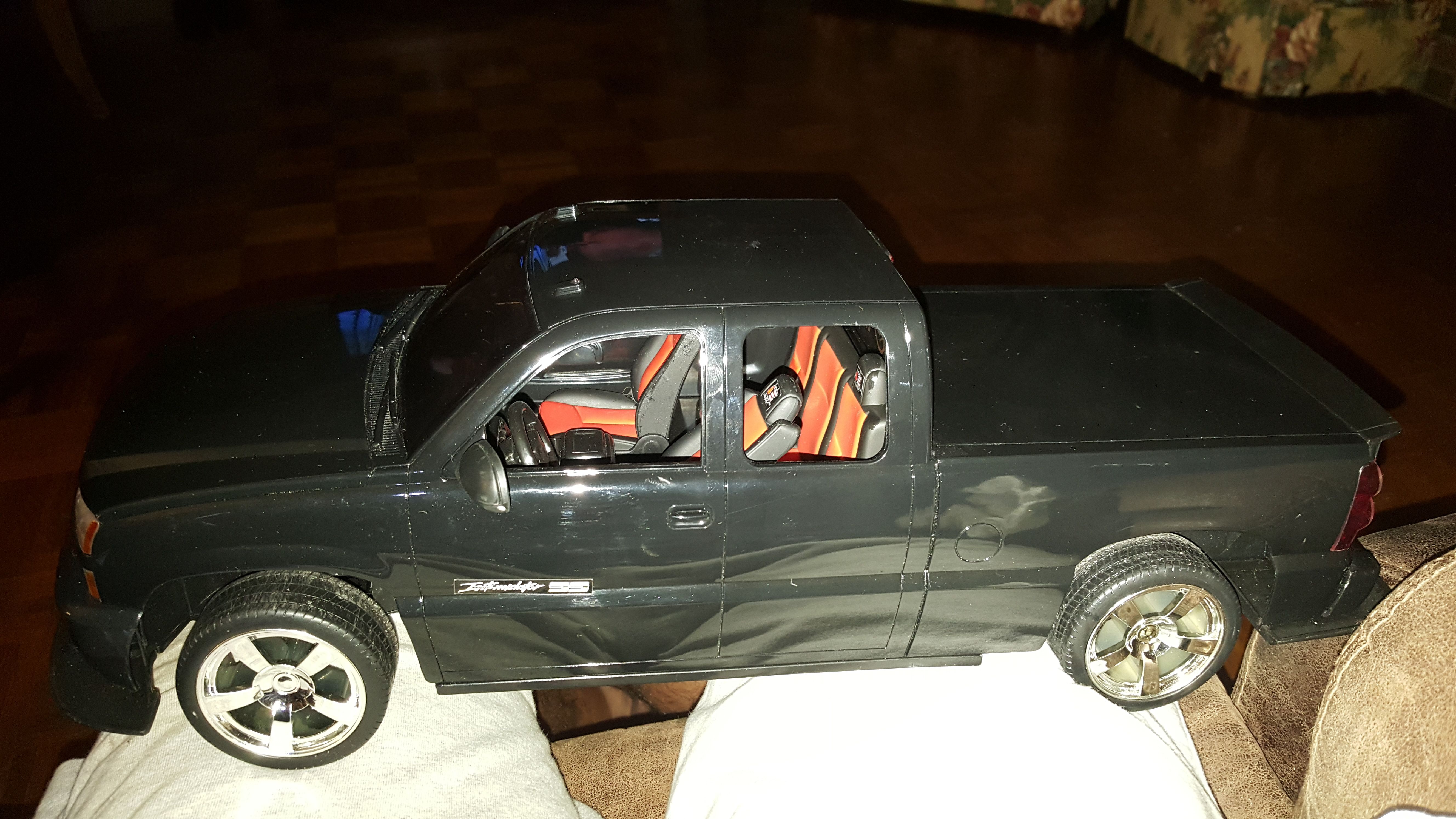 Dale earnhardt ss truck rc special edition silverado intimidator. This is not a real truck it is a rc truck 1 1/0 scale