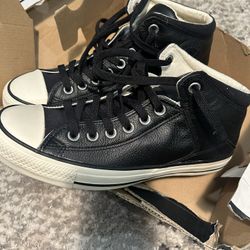 Brand New Converse Sneakers New In Box