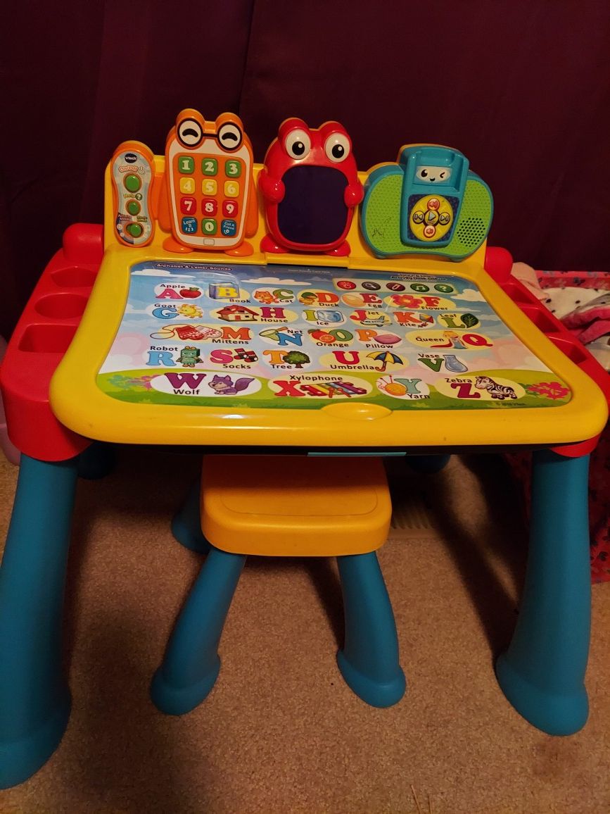 Vtech learning desk