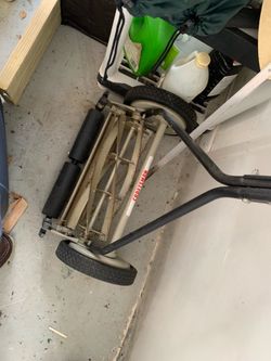 Craftsman rotary push lawnmower in Boca: name your price