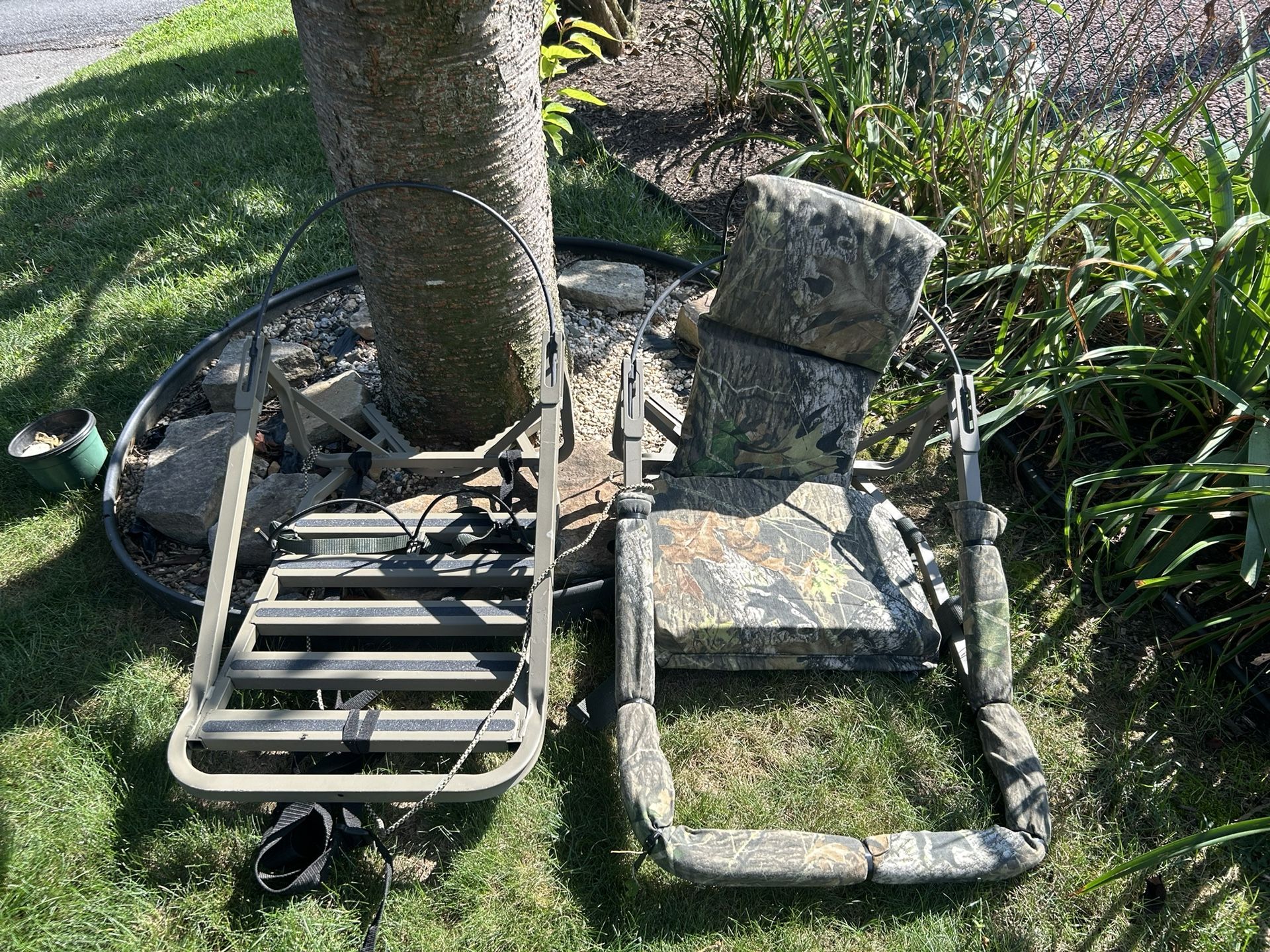 Summit Tree Stand