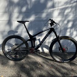 2018 Trek Remedy 9.8 Carbon