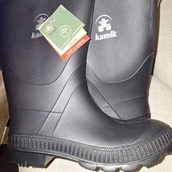 New kamik rain boots