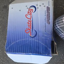 Skate City Premium Roller Skates SIZE 6