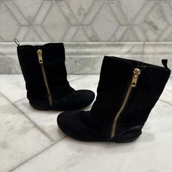 Size 9 Toddler Girl Black Boots with Gold Side Zippers