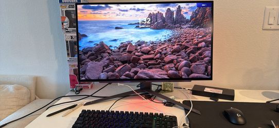 LG Ultragear 27GR95QE OLED Gaming Monitor