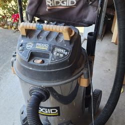 Rigid Professional Shop Vacuum 16 Gallon