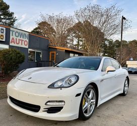 2012 Porsche Panamera