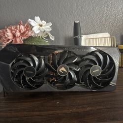 GIGABYTE AORUS GeForce RTX 3080 XTREME 10GB Video Card