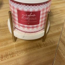 Bath and body works candle holder