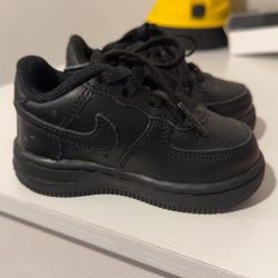 Nike Air Force Black Unisex 4C 