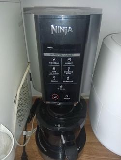 ICE CREAM MAKER
