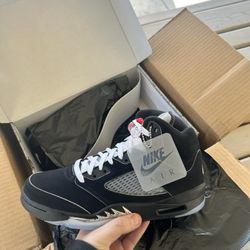 Jordan 5 Retro Black Metallic 