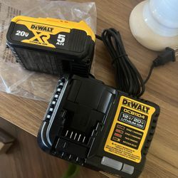 DeWalt XR 20V 5AH 