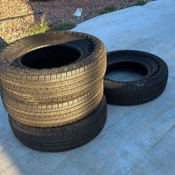 245/75R17 NEXEN ROADIAN DOT 3423